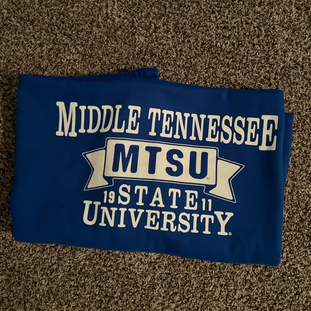 Middle Tennessee University Sweatshirt Blanket